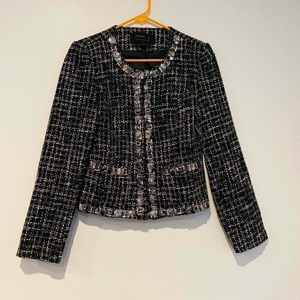 Season. js Tweed Embellished Trim Snap Button Blazer Size Small